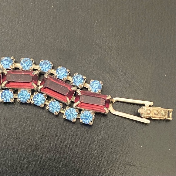 Vintage Unsigned Pave Topaz & Amethyst Rhinestones 7” Bracelet 18g. - Picture 10 of 16